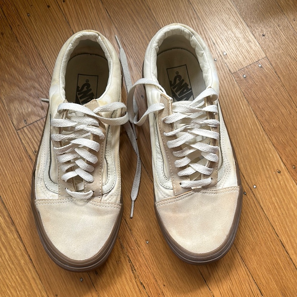 Vans Men's Cream Sneakers
